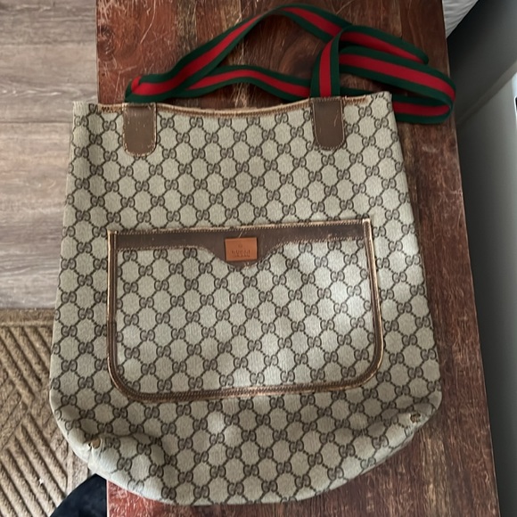GUCCI TOTE - Picture 1 of 10